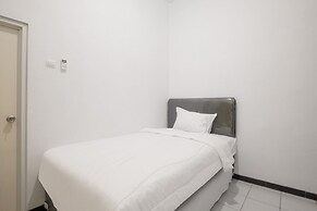 OYO 3467 White Residence