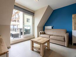 2-bedroom Flat With Side sea View