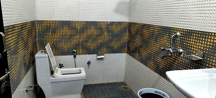 The Yamuna Deck Resort and Cafe