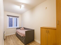 Renovated Flat Suitable for 6 People