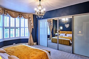 Charming Cardiff Home With Private Parking & Modern Amenities