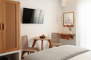 Phaistos Suites