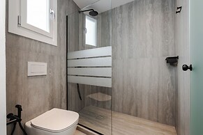 Phaistos Suites