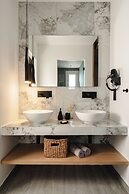 Phaistos Suites