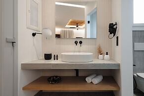 Phaistos Suites