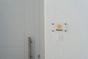 Phaistos Suites