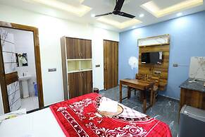 Radha krishna spiritual stay