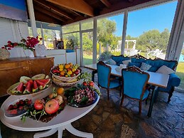 Kefalonia Cozy Nest - Seaview Garden Getaway