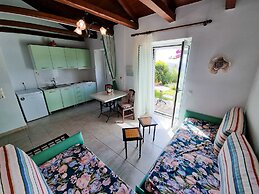 Kefalonia Cozy Nest - Seaview Garden Getaway