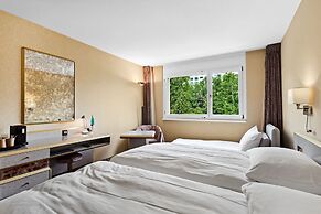 cozy self check-in rooms