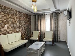 LIVELY HOTEL & Suites