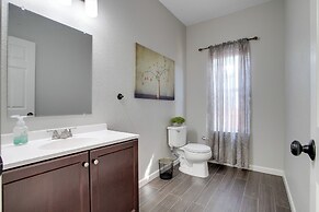 17 Mi to Dtwn Denver: Family Home w/ Private Yard