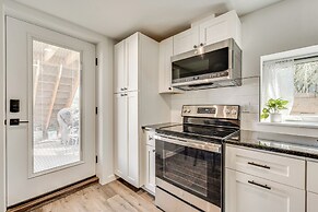 14 Mi to Pearl Street Mall: Erie Getaway