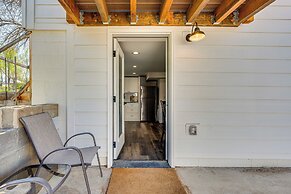 14 Mi to Pearl Street Mall: Erie Getaway