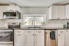 14 Mi to Pearl Street Mall: Erie Getaway