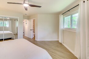 Golf Getaway w/ Pool Access Near Lake Catherine!