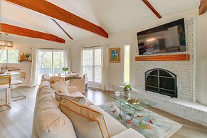 Golf Getaway w/ Pool Access Near Lake Catherine!