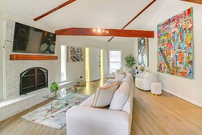 Golf Getaway w/ Pool Access Near Lake Catherine!