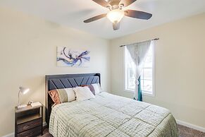 3 Mi to Dtwn: Townhome w/ Deck in Dover