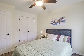 3 Mi to Dtwn: Townhome w/ Deck in Dover