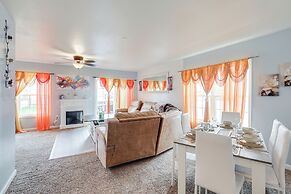 3 Mi to Dtwn: Townhome w/ Deck in Dover