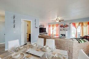 3 Mi to Dtwn: Townhome w/ Deck in Dover