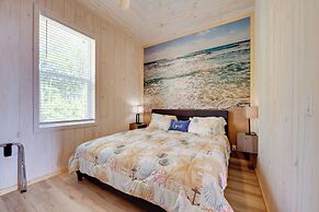 Beachfront Retreat w/ Dock in Lanark Village!