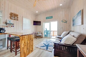 Beachfront Retreat w/ Dock in Lanark Village!