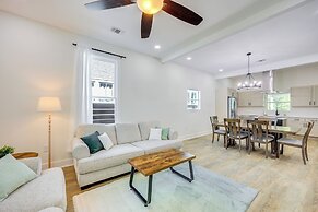 1 Mi to Dtwn San Antonio: Sleek Bungalow w/ Yard!