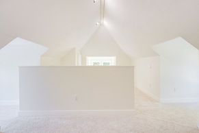 1 Mi to Dtwn San Antonio: Sleek Bungalow w/ Yard!