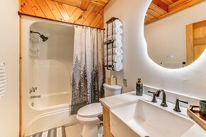 1/2 Mi to Delaware River: Angler's Paradise!