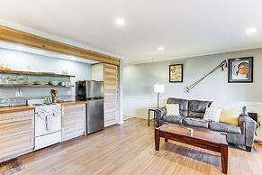 2 Mi to Riverfront Trails: Bend Condo w/ Balcony!