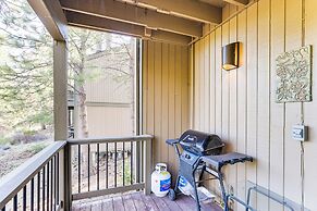2 Mi to Riverfront Trails: Bend Condo w/ Balcony!