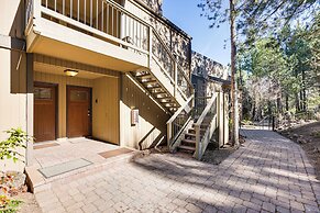 2 Mi to Riverfront Trails: Bend Condo w/ Balcony!