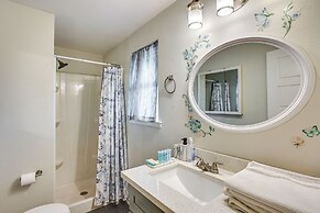 3 Mi to Dtwn Tacoma: Pet-friendly Home