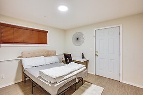 3 Mi to Dtwn Tacoma: Pet-friendly Home
