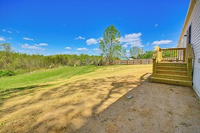 8 Mi to Main Street: Home w/ Yard in Bedford!