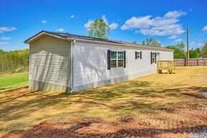 8 Mi to Main Street: Home w/ Yard in Bedford!