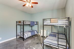 Balcony & Patio: Spacious Home in Bel Aire!