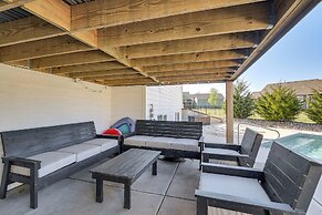 Balcony & Patio: Spacious Home in Bel Aire!