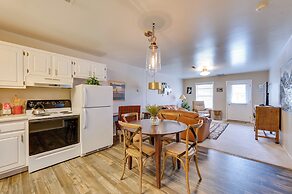 2 Mi to Bitterroot River: Downtown Corvallis Apt!