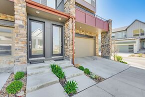 8 Mi to Union Reservoir: Modern Getaway w/ Balcony