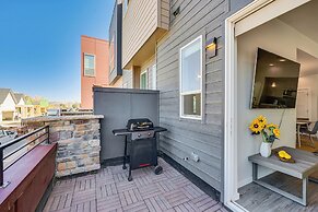 8 Mi to Union Reservoir: Modern Getaway w/ Balcony