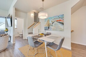 8 Mi to Union Reservoir: Modern Getaway w/ Balcony