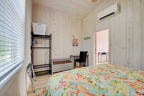 Beach & Dock Access: Lanark Village Escape!