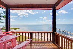 Beach & Dock Access: Lanark Village Escape!