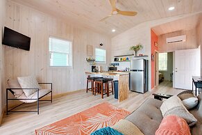 Beach & Dock Access: Lanark Village Escape!