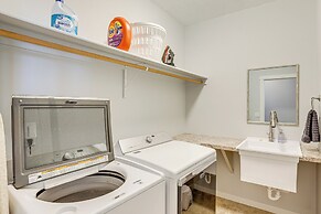 Kuna Group Getaway w/ Patio & Grill