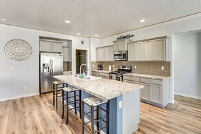 Kuna Group Getaway w/ Patio & Grill