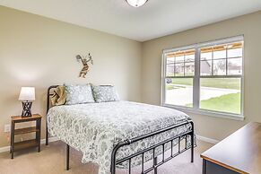 8 Mi to Ark Encounter: Family Home w/ Deck & Grill